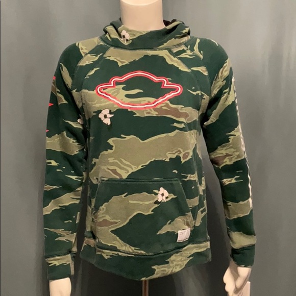 Air Jordan City of Flight Green Camo Floral Hoodie - Picture 2 of 8